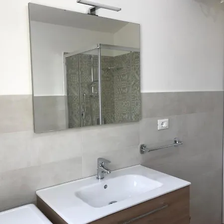 Impetrata Iun Q7090 Villa *