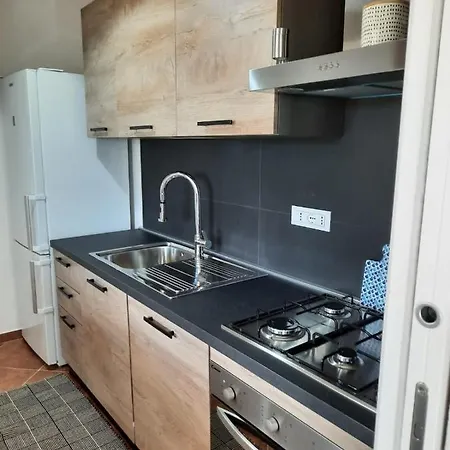 Villa Impetrata Iun Q7090