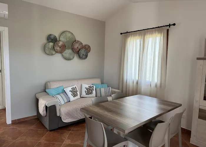 Villa Impetrata Iun Q7090 *